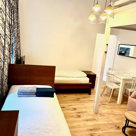 Goscinne Wislna Oda ve Kahvaltı Krakow